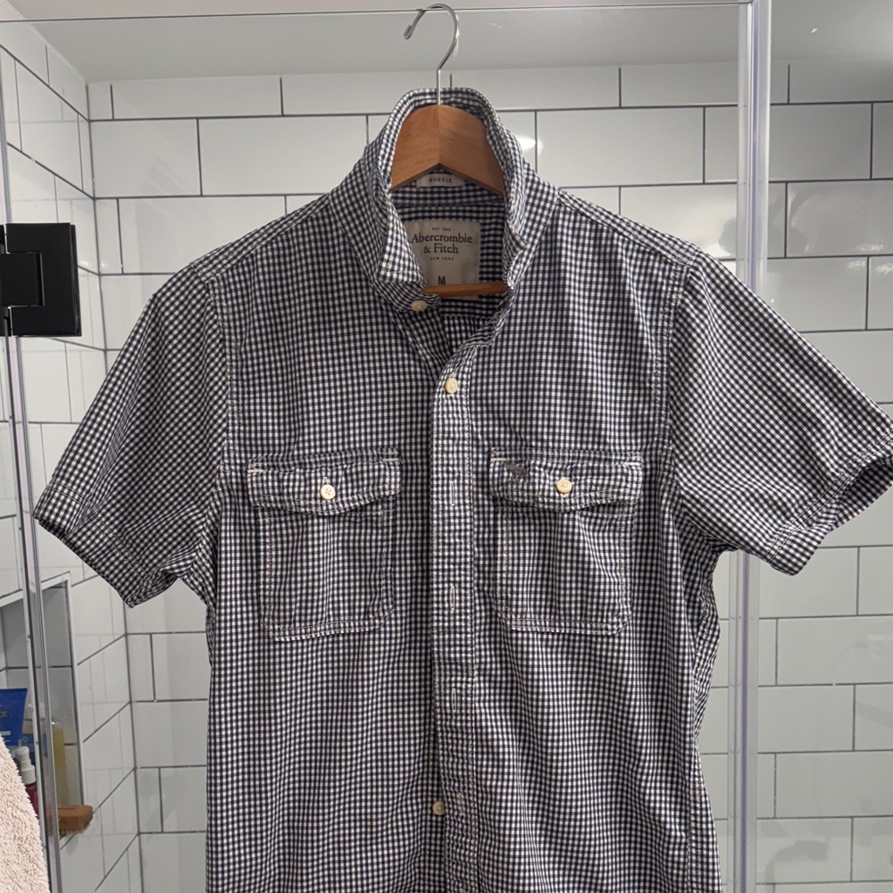 Abercrombie & Fitch Gingham muscle Shirt